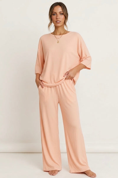 Women’s Oversized Ribbed Two-Piece Loungewear Set in Peach